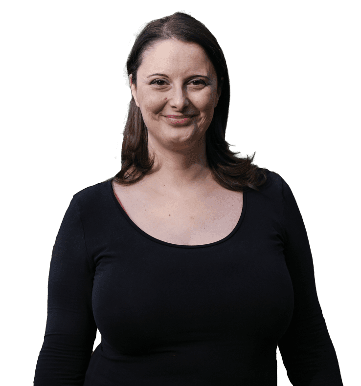 Nel mio lavoro ho fatto più volte esperienza di quanto sia più resiliente un terreno ricco di alberi, rispetto ad uno su cui non ve ne sono. Gli alberi sono creature legate al luogo in cui si trovano e per questo, forse, sono così capaci di prendersene cura. Lo arricchiscono con la loro presenza, lo proteggono, lo rendono più sano. Che si tratti dei suoli, delle acque o dell'aria. Piantare alberi significa davvero contribuire a rendere il pianeta non solo più verde, ma proprio più sano.